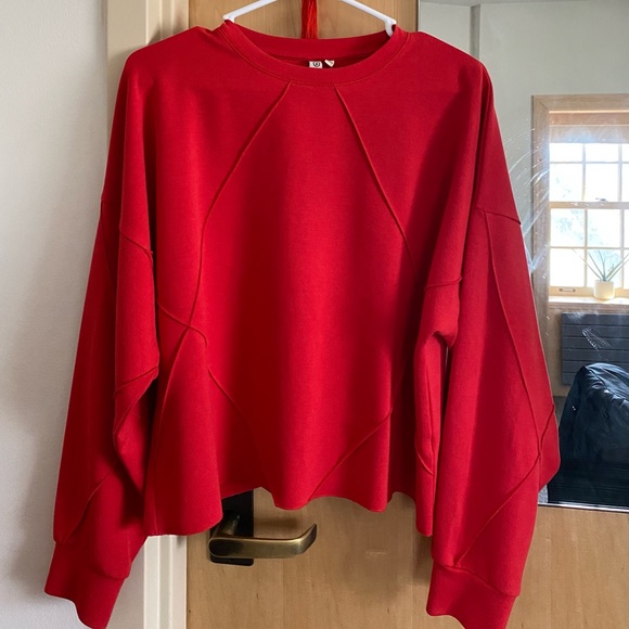 C&A Red Drapey Crewneck | Women Size 4/M, Youth XL/XXL - Picture 1 of 4
